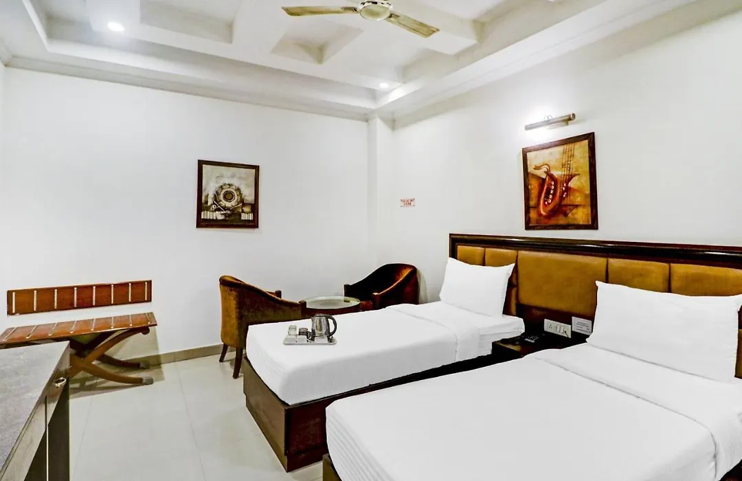 Townhouse 517 La Sapphire Near Delhi Airport-1